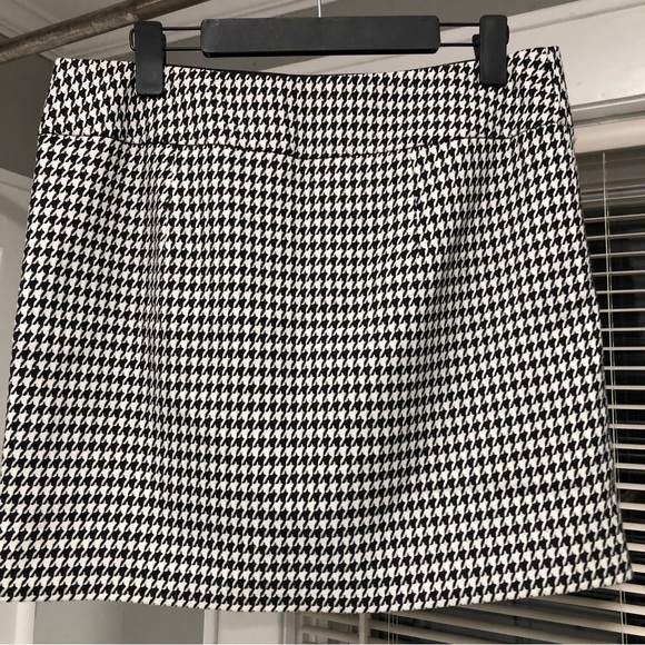 The Limited Houndstooth Mini Skirt - Picture 3 of 6
